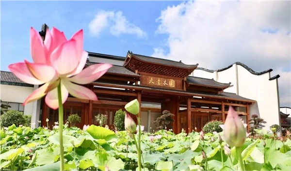 清溪村、天意木國(guó)景區(qū)、明清古巷、市博物館、胡林翼故居二日游